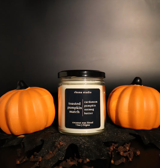 toasted pumpkin match candle